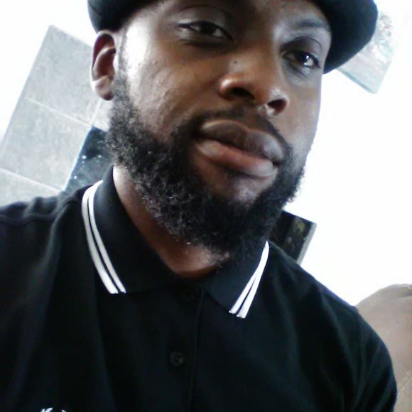 Meet your Posher, Lorenzo - Picture 1 of 1